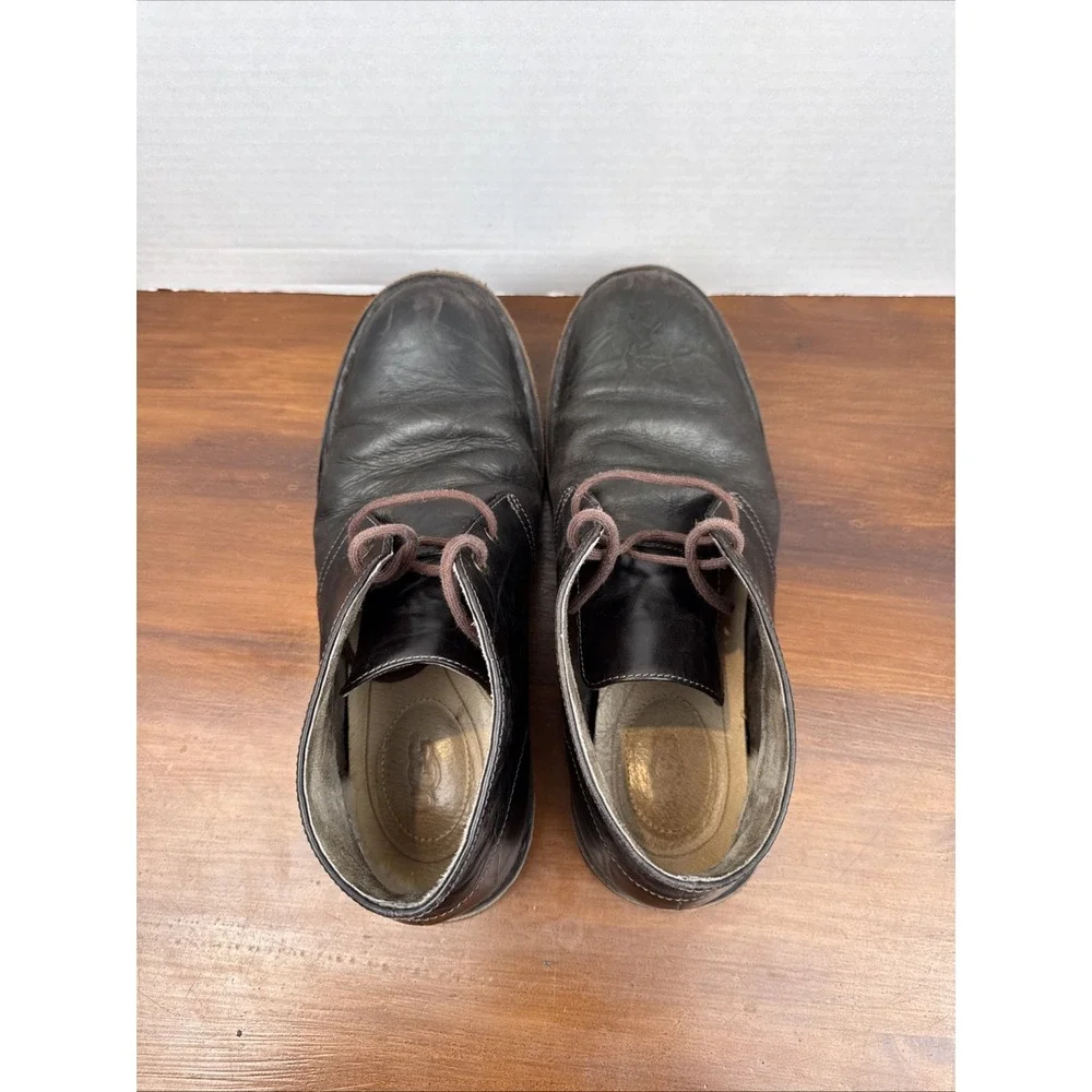 UGG Leighton Men's Chukka Boots‎ Size 10.5 Leather Chocolate Brown 3275